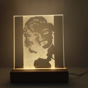 Metacrilato con led Marilyn cara